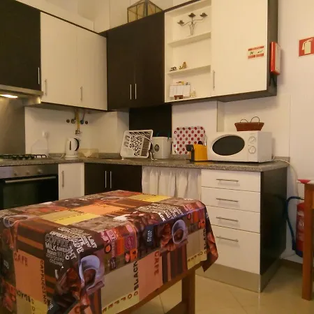 Apartmán T0 Rua Da Cadeia